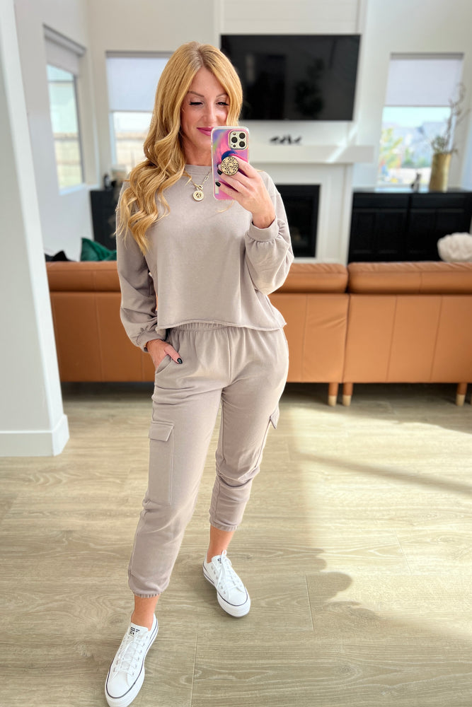 Lounge A Lot Cargo Sweatpants in Mocha