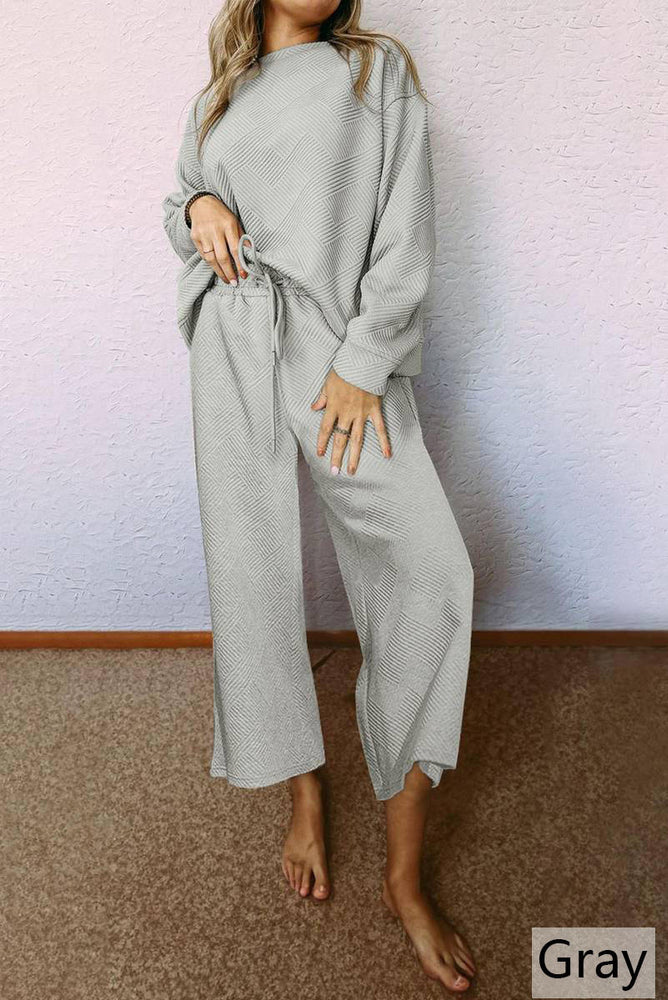 Relaxed Fit Embossed Print Knit Set