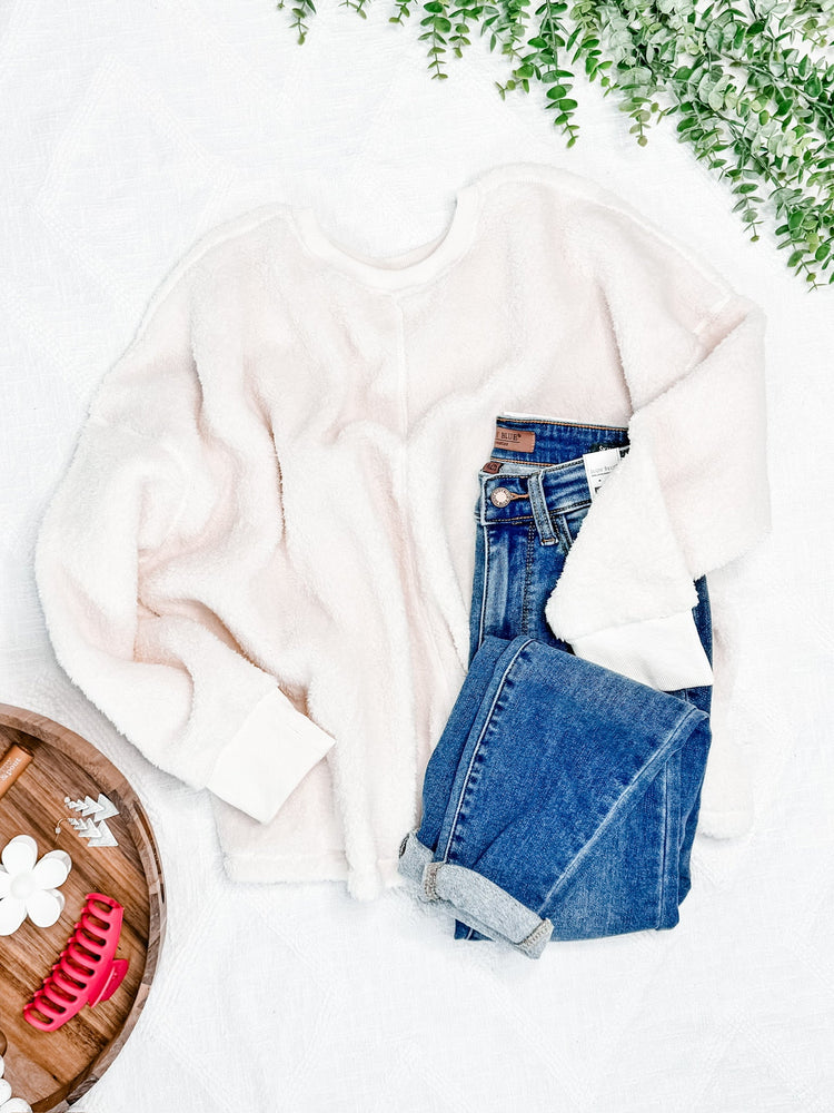 Cozy Teddy Pullover In Soft Ivory